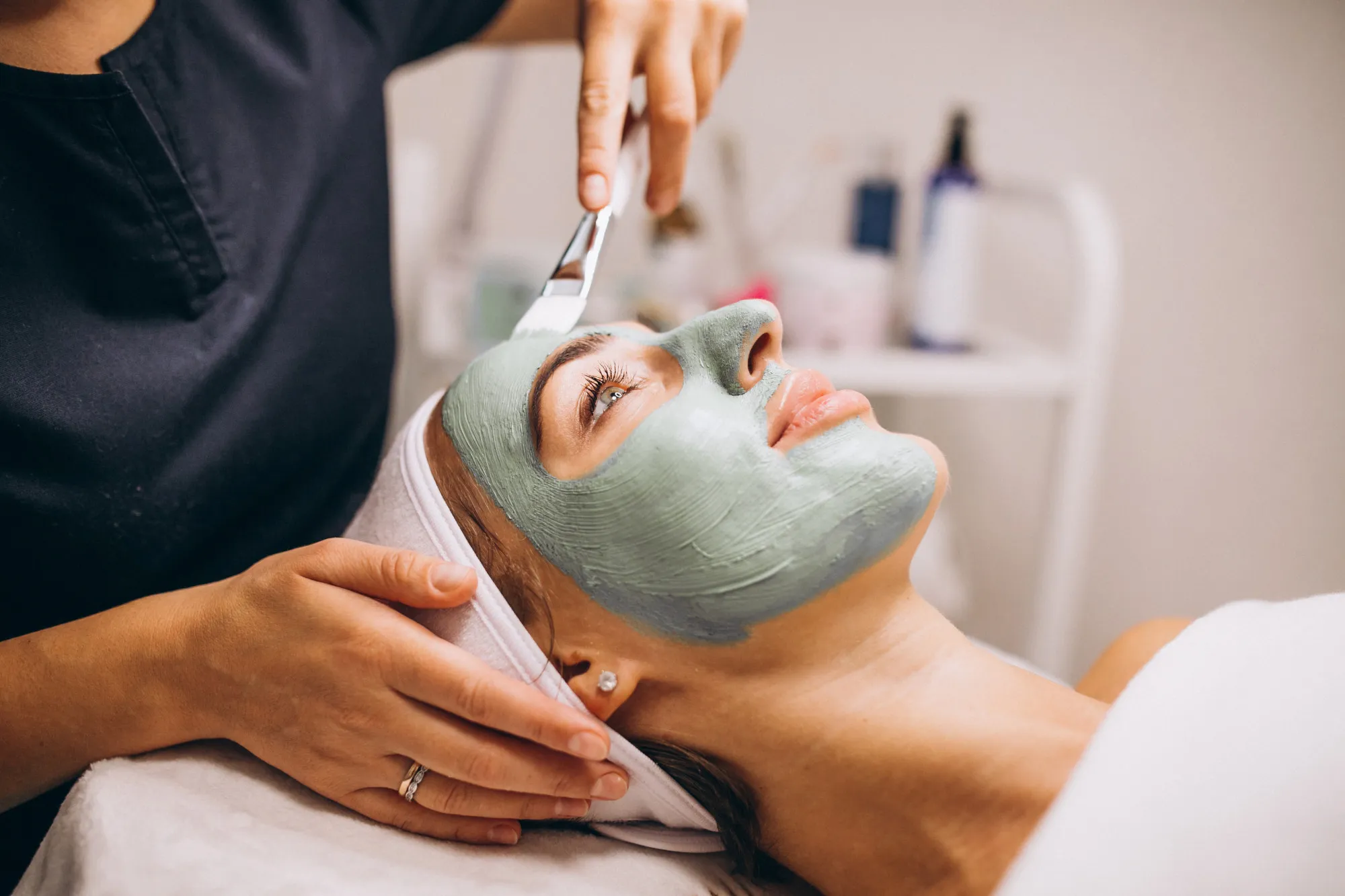 Choose The Right Facial Treatments for Your Skin